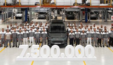 Tofaş 7,5 milyonuncu aracını üretti