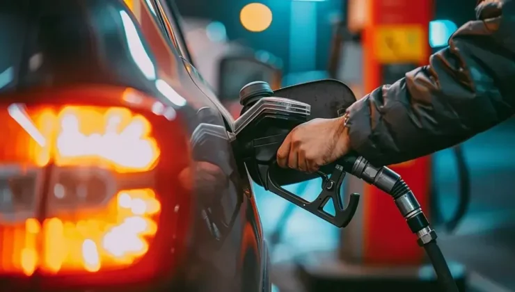 Sürücülerin cebini yakacak pompa artışı kapıda kasım ayının ilk gününde benzin ve motorine zam geliyor