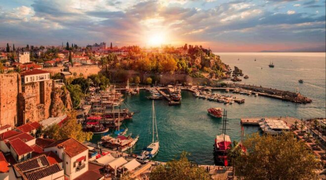 Dünya turizmi Antalya’da buluşacak