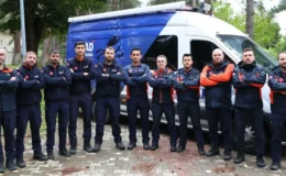 AFAD personeli taşkında bebeği halat düzeneğiyle kurtardı