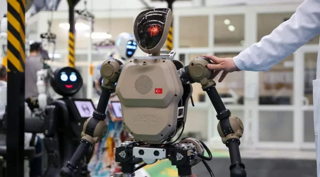 Yerli insansı robot AKINCI-5 seri üretime hazırlanıyor