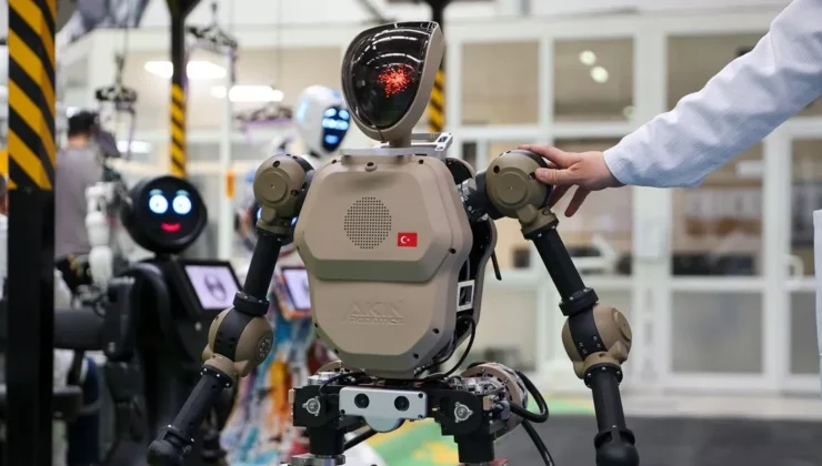 Yerli insansı robot AKINCI-5 seri üretime hazırlanıyor