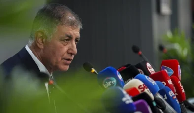 İzmir’de suya indirim: Cemil Tugay toplu taşımaya da zam yapılmayacağını açıkladı