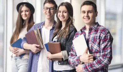 Gençlerden eğitim ve iş hayatı için uyarı