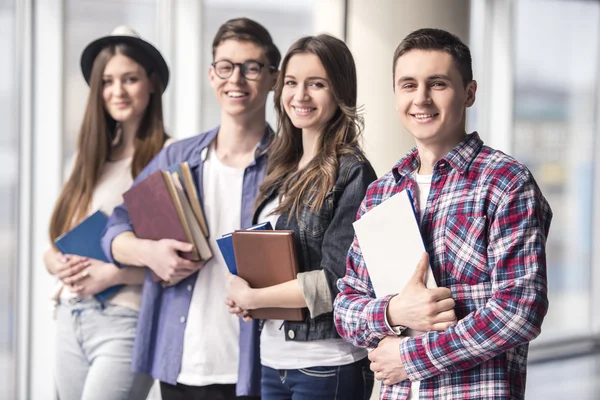 Gençlerden eğitim ve iş hayatı için uyarı
