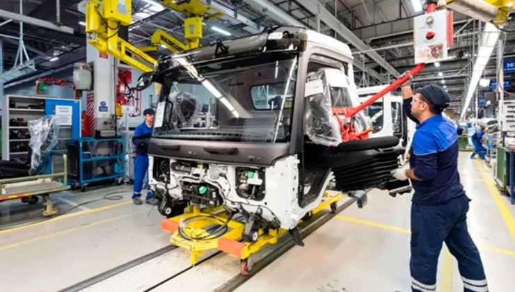 Otobüs, minibüs ve midibüs ihracatı 2,4 milyar doları aştı