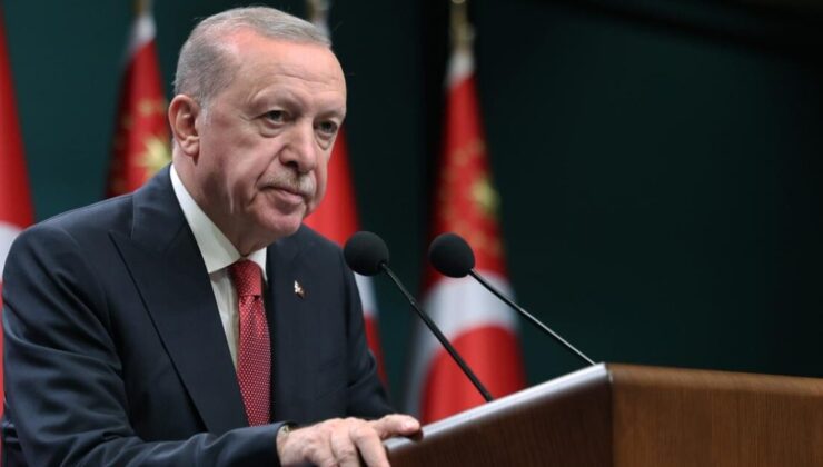 Cumhurbaşkanı Erdoğan: Türkiye’nin kılına zarar gelmemesi için gecemizi gündüzümüze katıyoruz