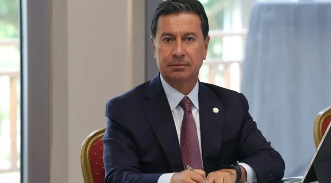 Muğla’da sürpriz istifa: Ahmet Aras CHP ile yollarını ayırdı