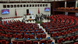 TBMM’de kritik mesaisi öne çekildi: Yatırım fonları teklifi gündemin ilk sırasına alındı