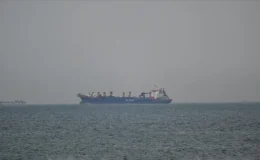 Hürmüz Boğazı’nda bir petrol tankeri daha vuruldu