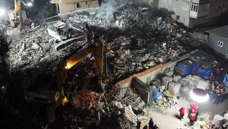Maltepe’deki bina çökmesinde acı bilanço: Enkaz altından 11 kişi çıkarıldı