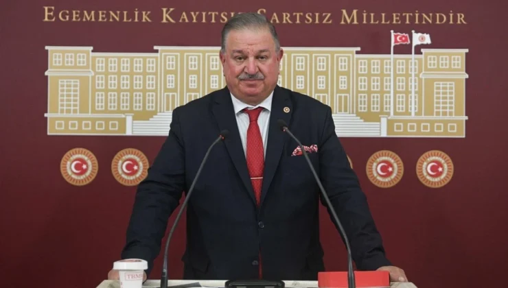 Yeniden Refah Partisi’nde ‘Erbakan’ krizi: Doğan Bekin’den istifa sinyali